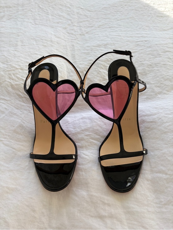 Christian Louboutin Shoes - Christian Louboutin Cora Heart Patent Leather T Strap Thong Heels Black Pink